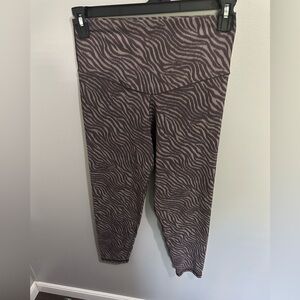 Aerie Offline Real Me Size XL High Rise 7/8 Leggings Brown Zebra